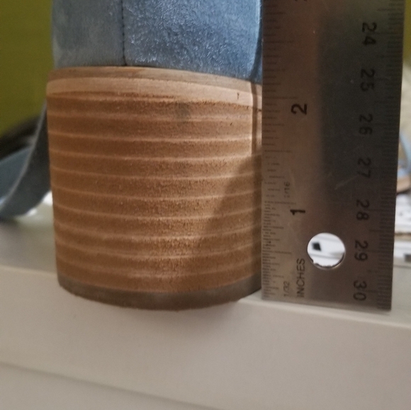 Steve Madden Gladiator Block Heel Sandals - Picture 8 of 9